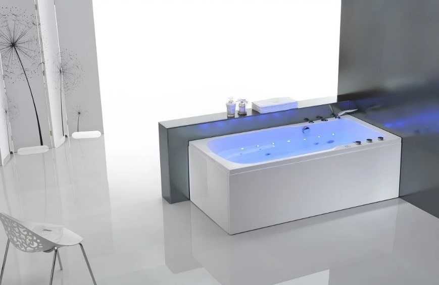 Система подсветки в акриловой ванне